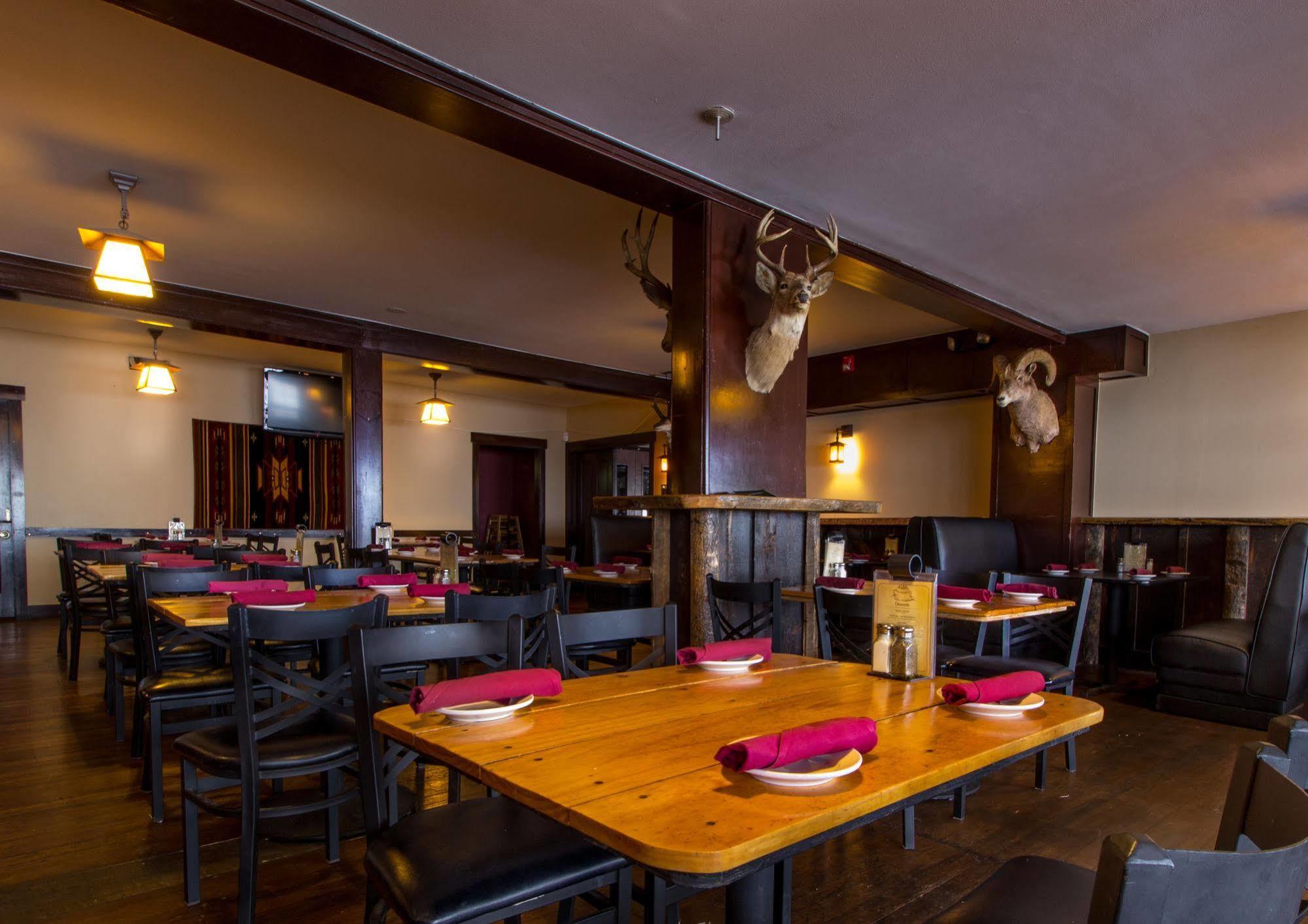 Marys Lake Lodge Mountain Resort And Condos Estes Park Exterior photo